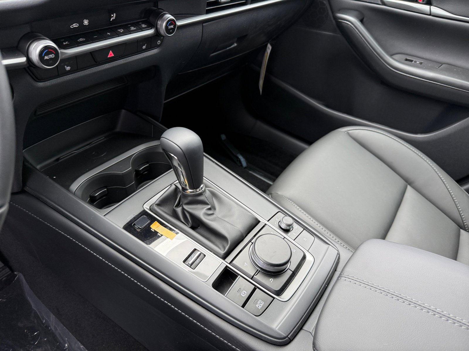 New 2026 MAZDA CX-30 AWD 2.5 S image 13