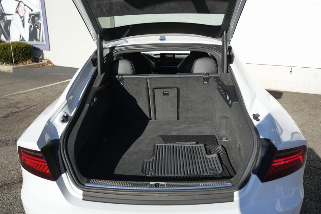 Used 2017 Audi RS 7 Prestige image 15