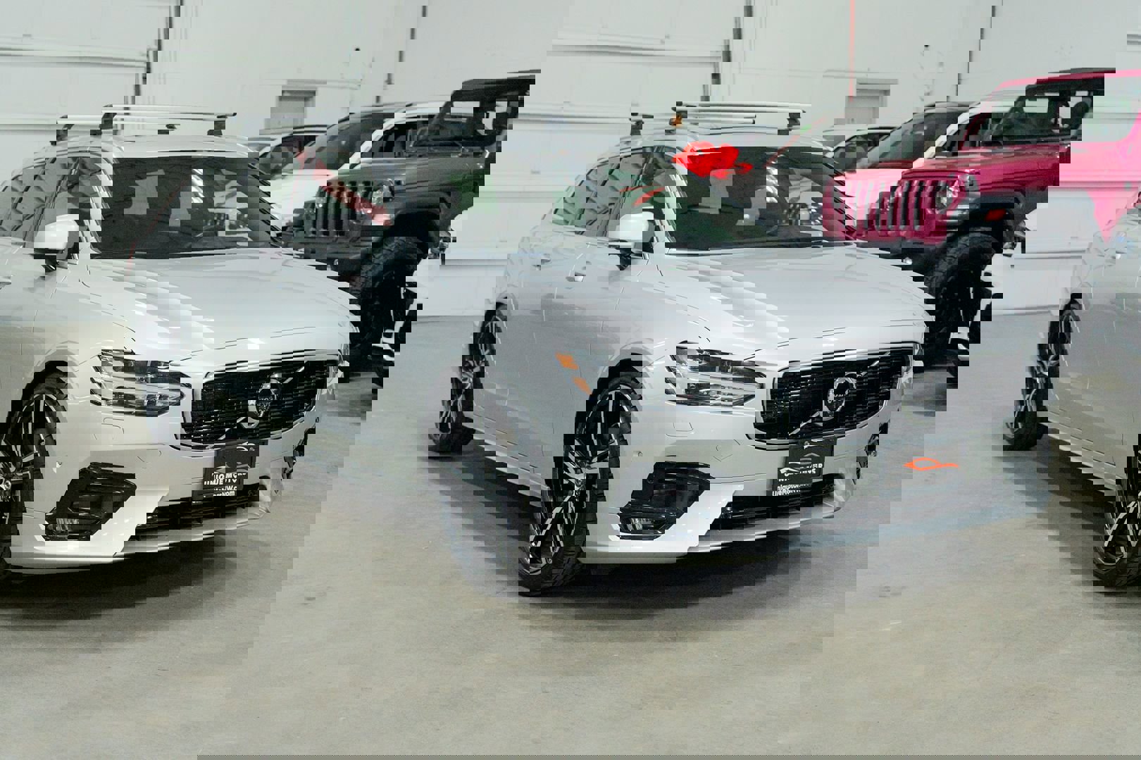 Used 2019 Volvo V90 T5 R-Design w/ Protection Package Premier image 12