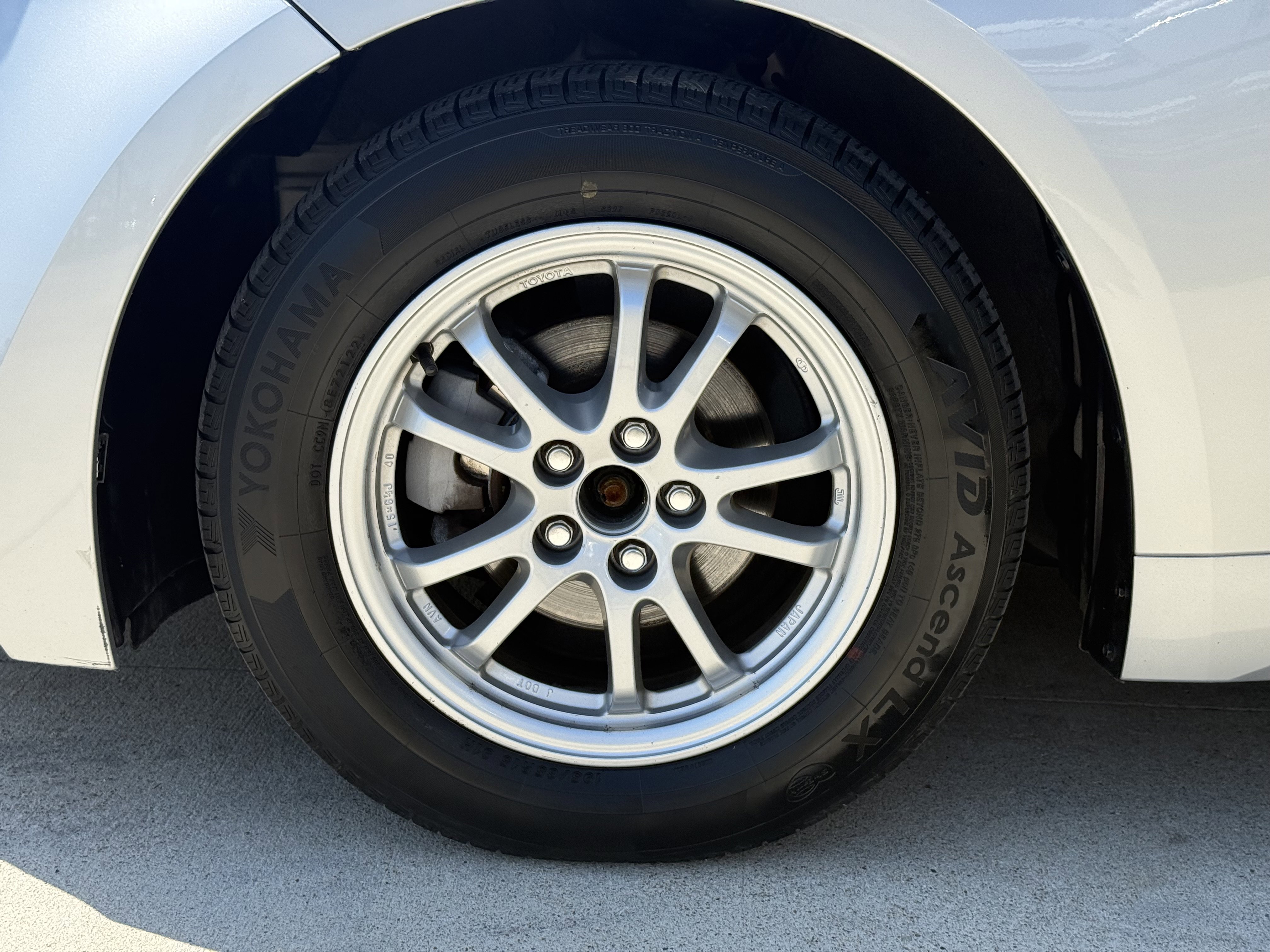 Used 2021 Toyota Corolla LE w/ Carpet Mat Package (TMS) image 19