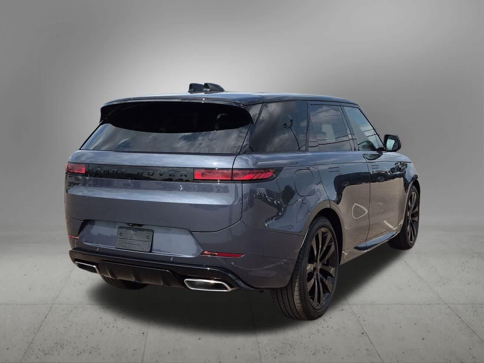 New 2027 Land Rover Range Rover Sport Dynamic SE AWD/4WD image 6