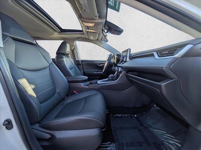 Used 2025 Toyota RAV4 XLE Premium image 21