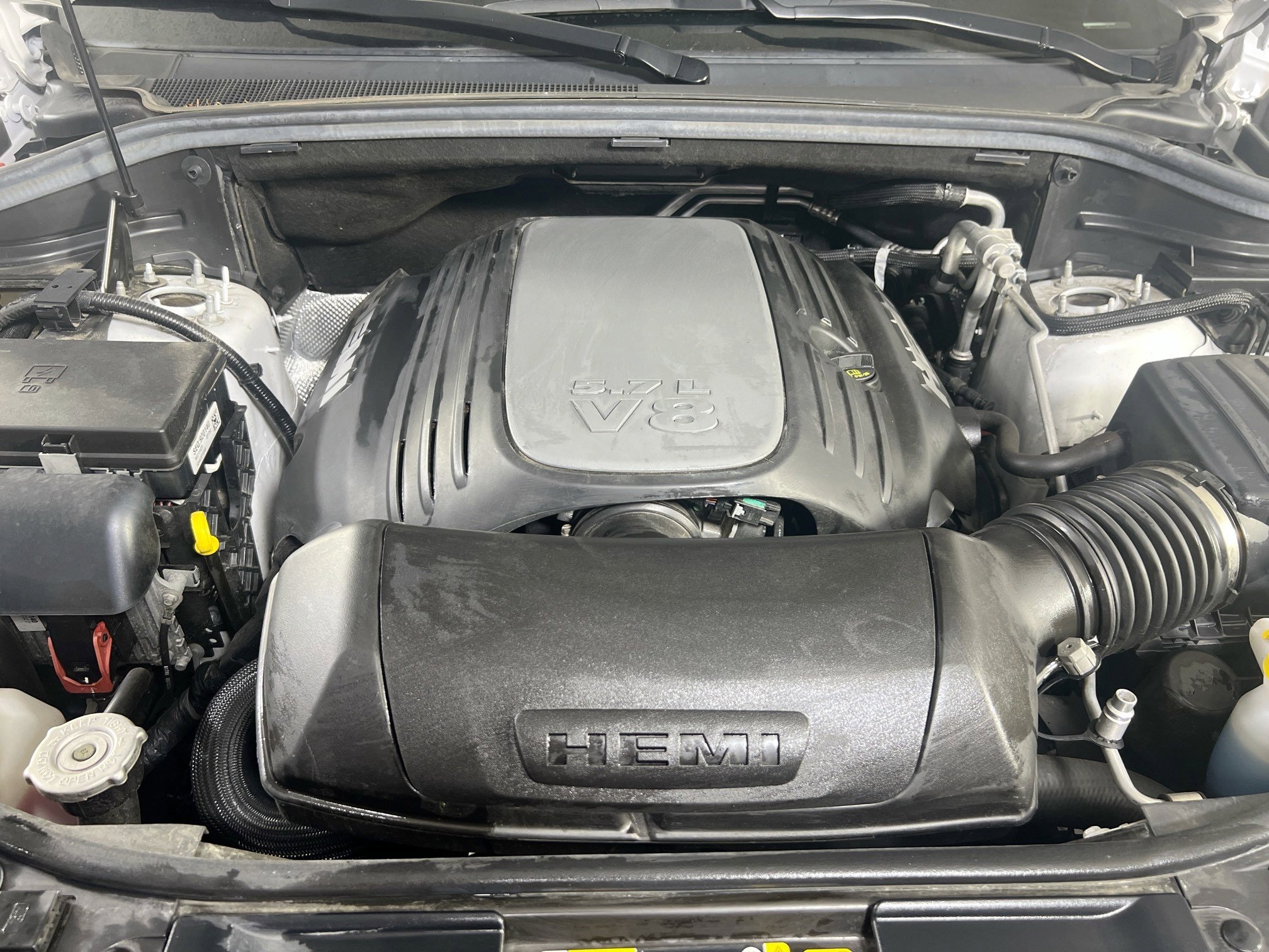 Used 2022 Dodge Durango R/T w/ Blacktop Package image 33