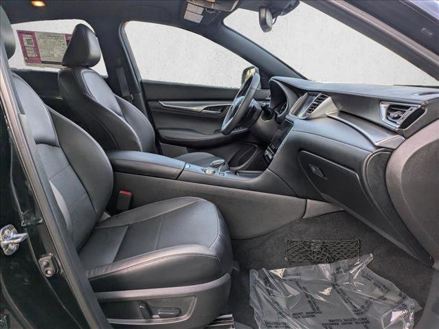 Used 2023 INFINITI QX55 Essential w/ Accent Package image 20