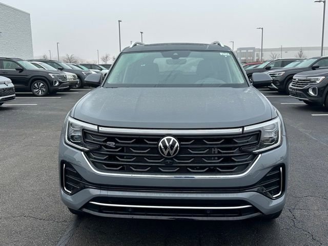 New 2026 Volkswagen Atlas SEL Premium R-Line image 2