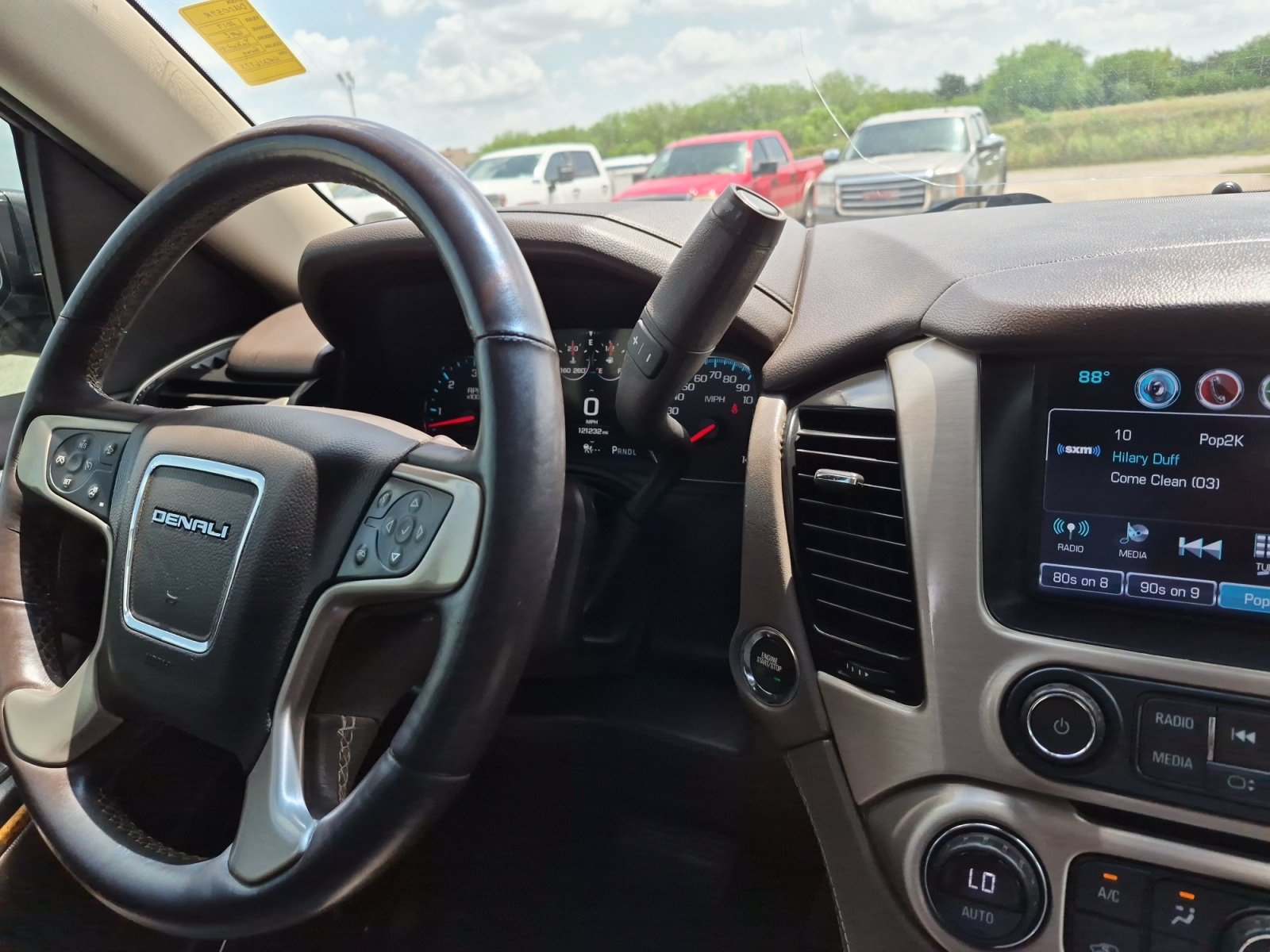 Used 2017 GMC Yukon XL Denali w/ Open Road Package AWD/4WD image 22