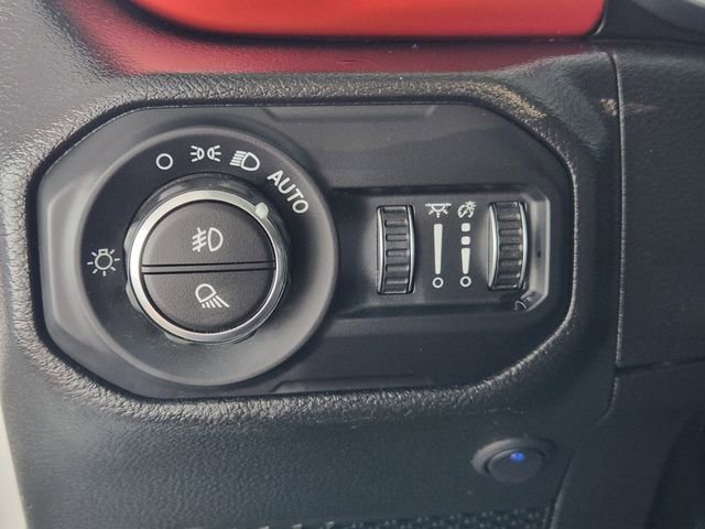 Used 2022 Jeep Gladiator Rubicon w/ Cold Weather Group AWD/4WD image 21