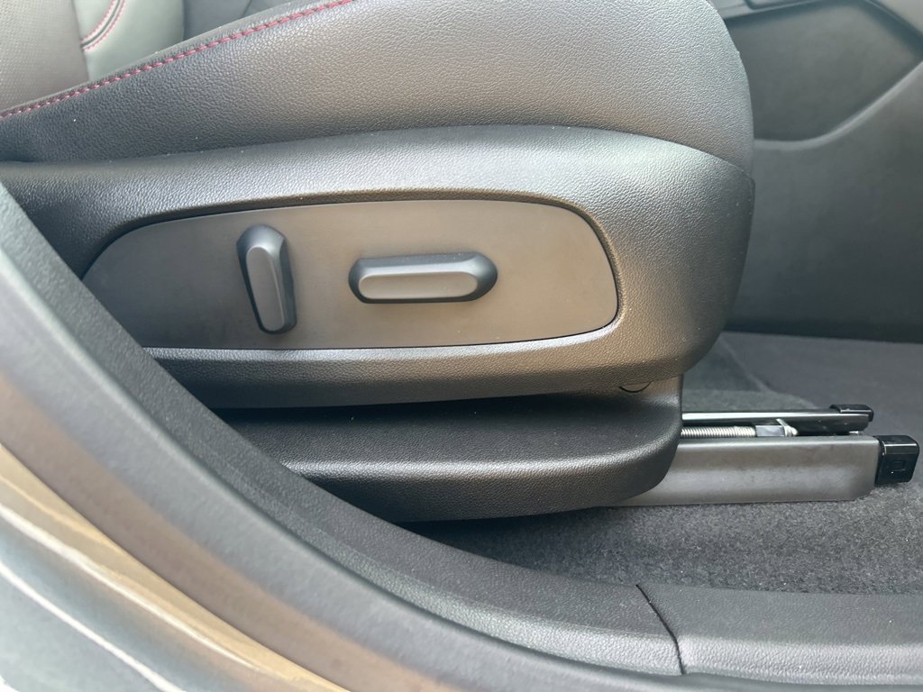 Used 2025 Chevrolet Blazer RS image 17