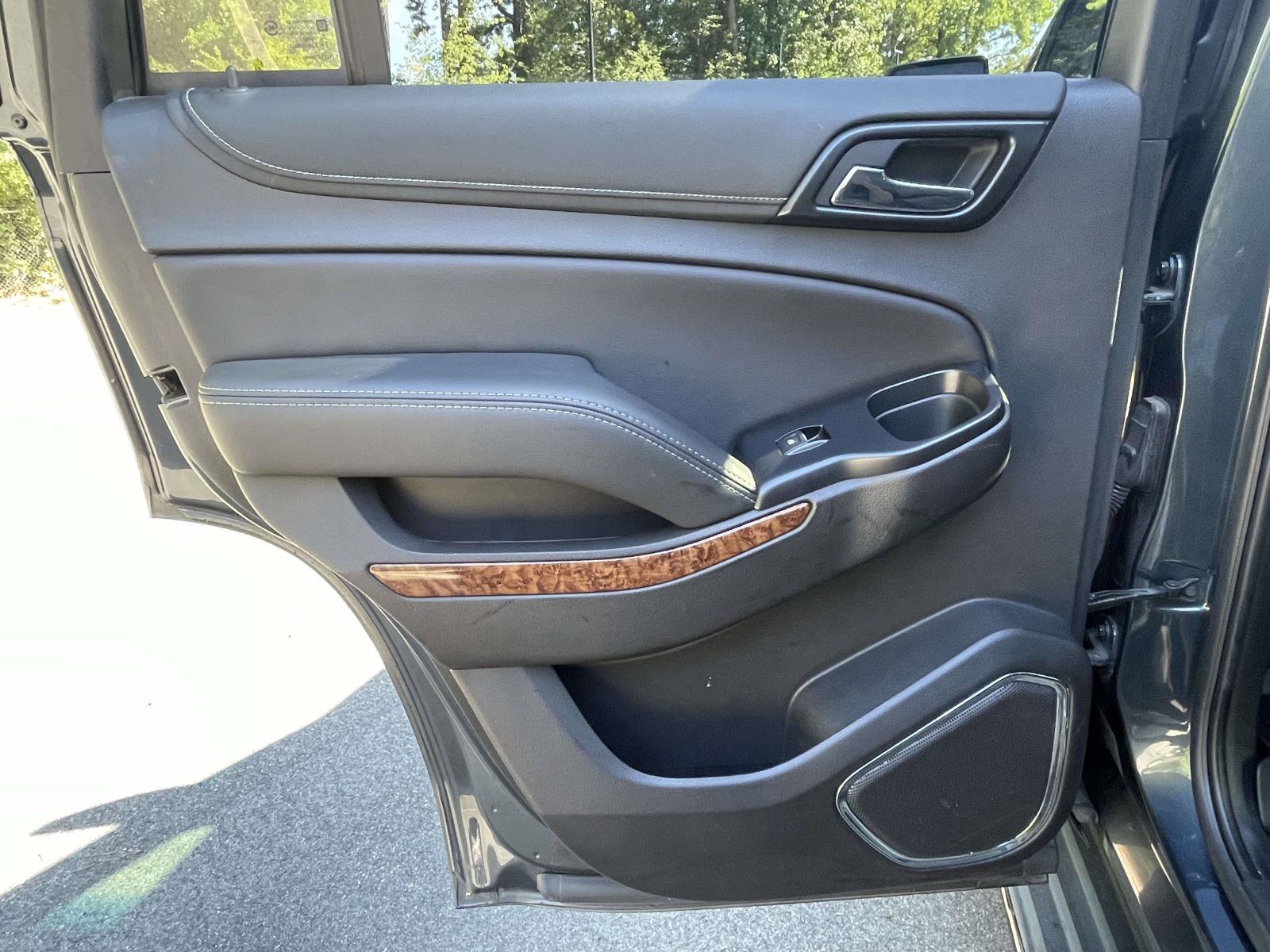 Used 2020 Chevrolet Tahoe Premier AWD/4WD image 15
