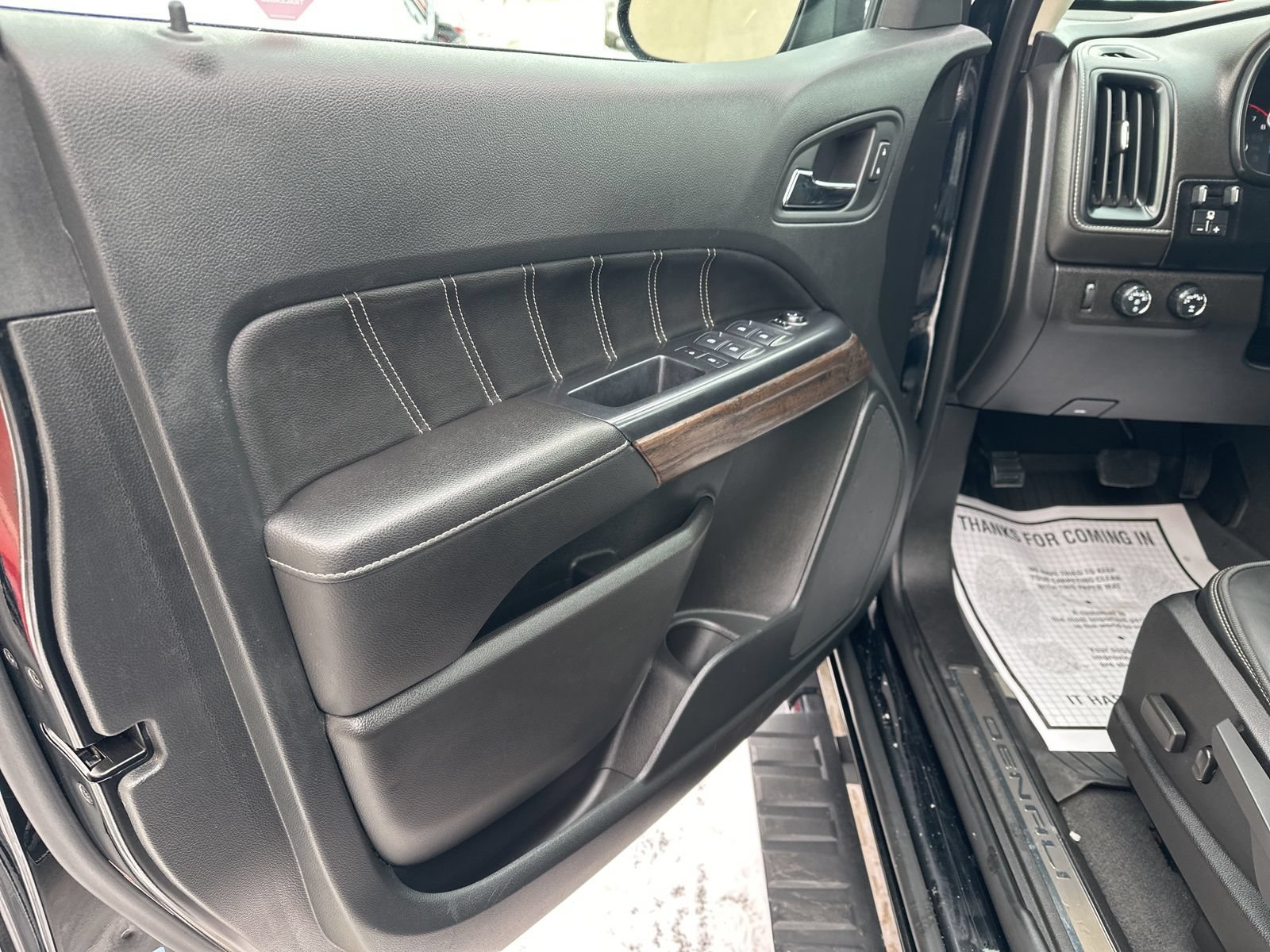 Used 2022 GMC Canyon Denali AWD/4WD image 20