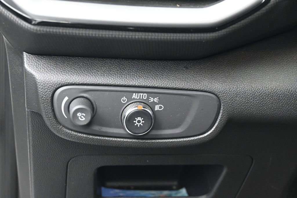 Used 2023 Chevrolet TrailBlazer LS AWD/4WD image 15