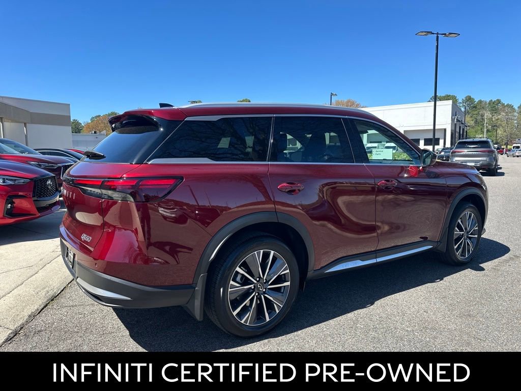 Certified 2026 INFINITI QX60 Luxe w/ Family Package image 13