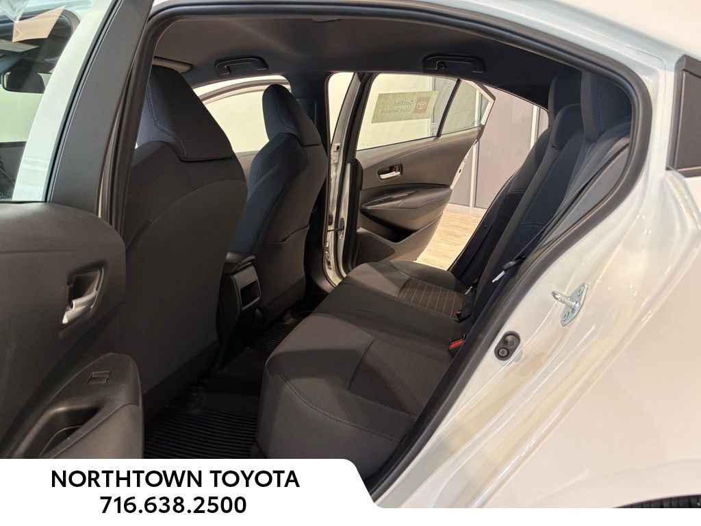 Used 2021 Toyota Corolla SE w/ Carpet Mat Package (TMS) image 17
