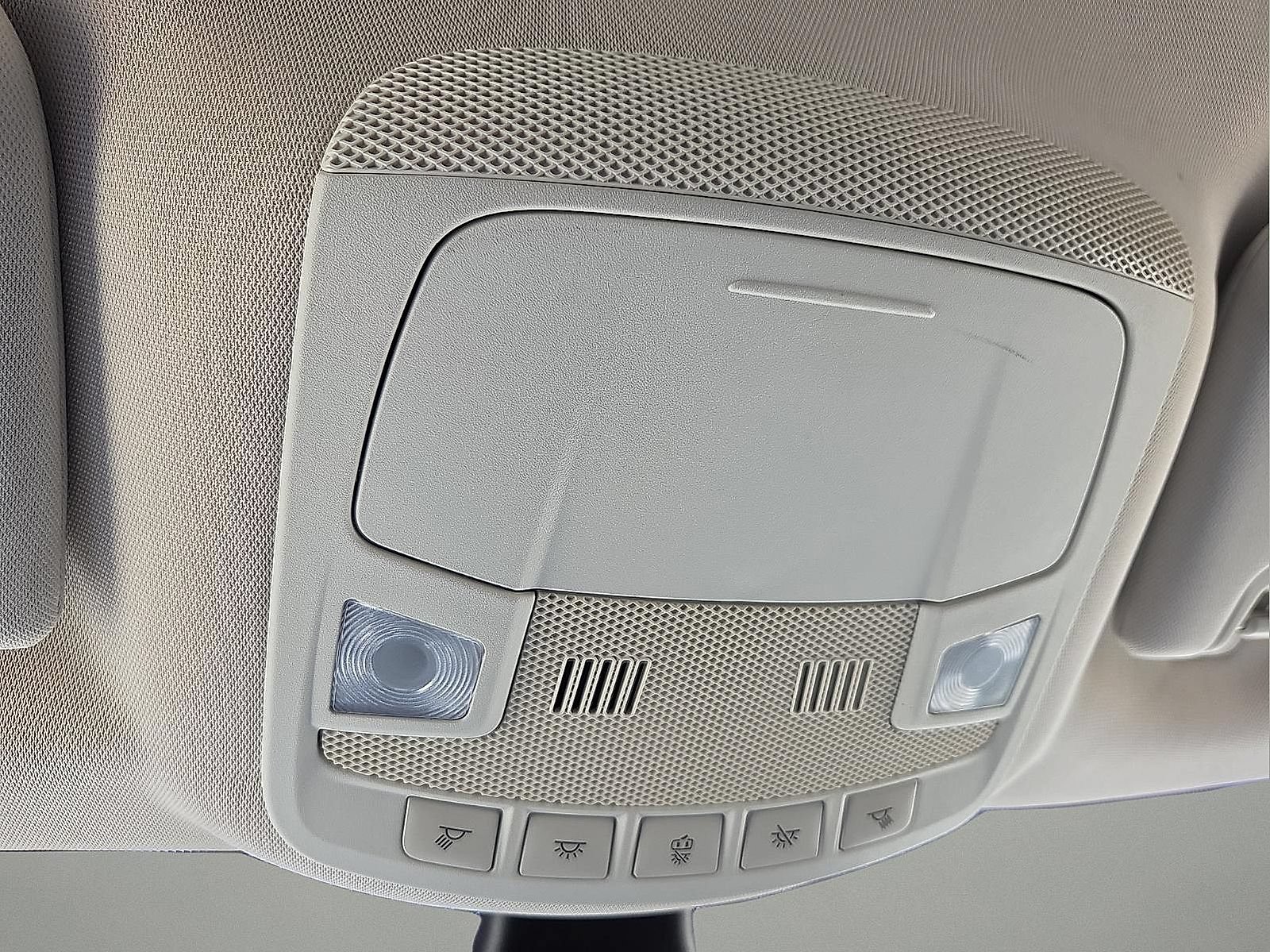 Used 2019 Ford Edge SEL w/ Equipment Group 201A FWD image 19