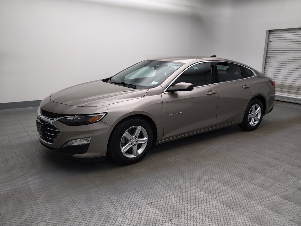 Used 2025 Chevrolet Malibu LS FWD image 2