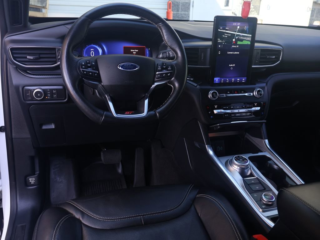 Used 2020 Ford Explorer ST w/ Premium Technology Package AWD/4WD image 22