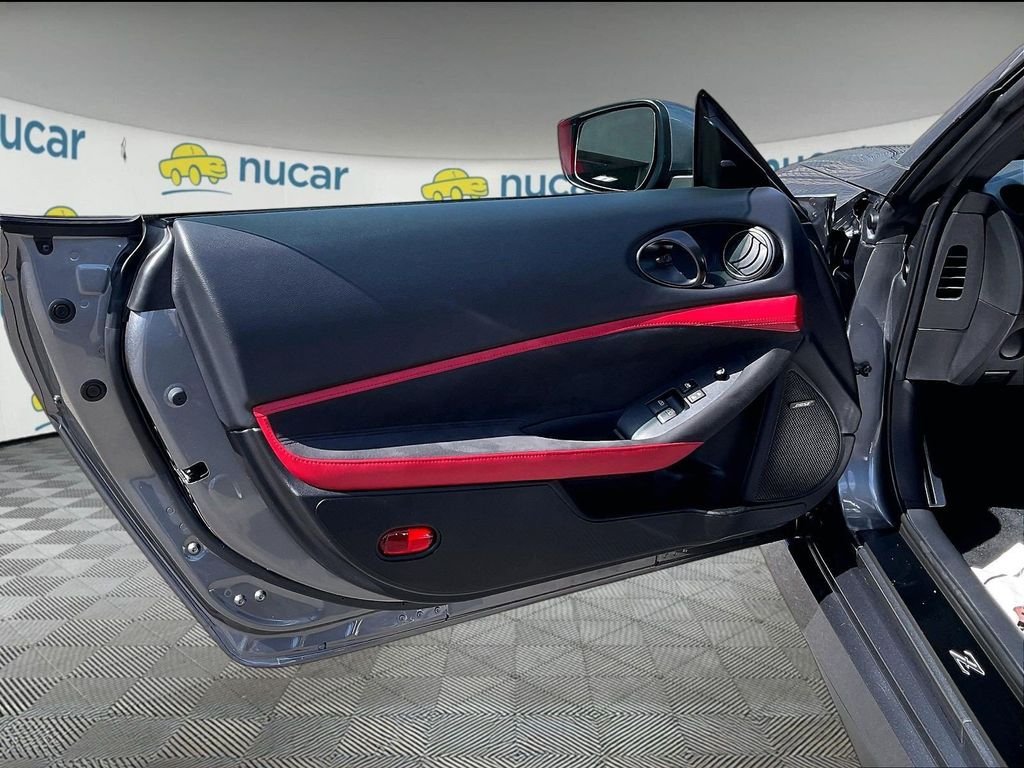 Used 2024 Nissan Z Performance w/ Floor Mat Package RWD image 9