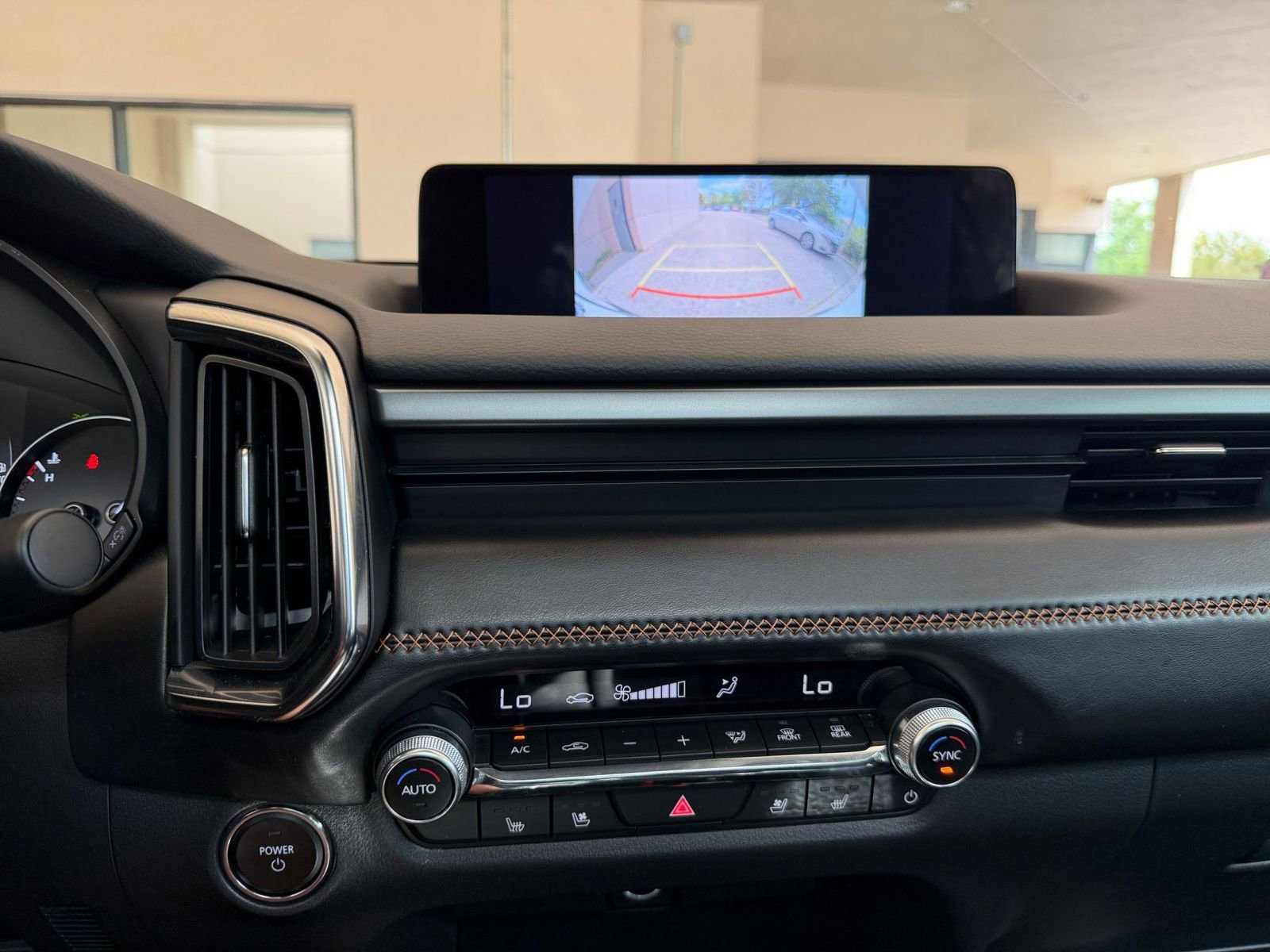 Used 2025 MAZDA CX-50 2.5 Hybrid w/ Premium Plus Pkg image 17