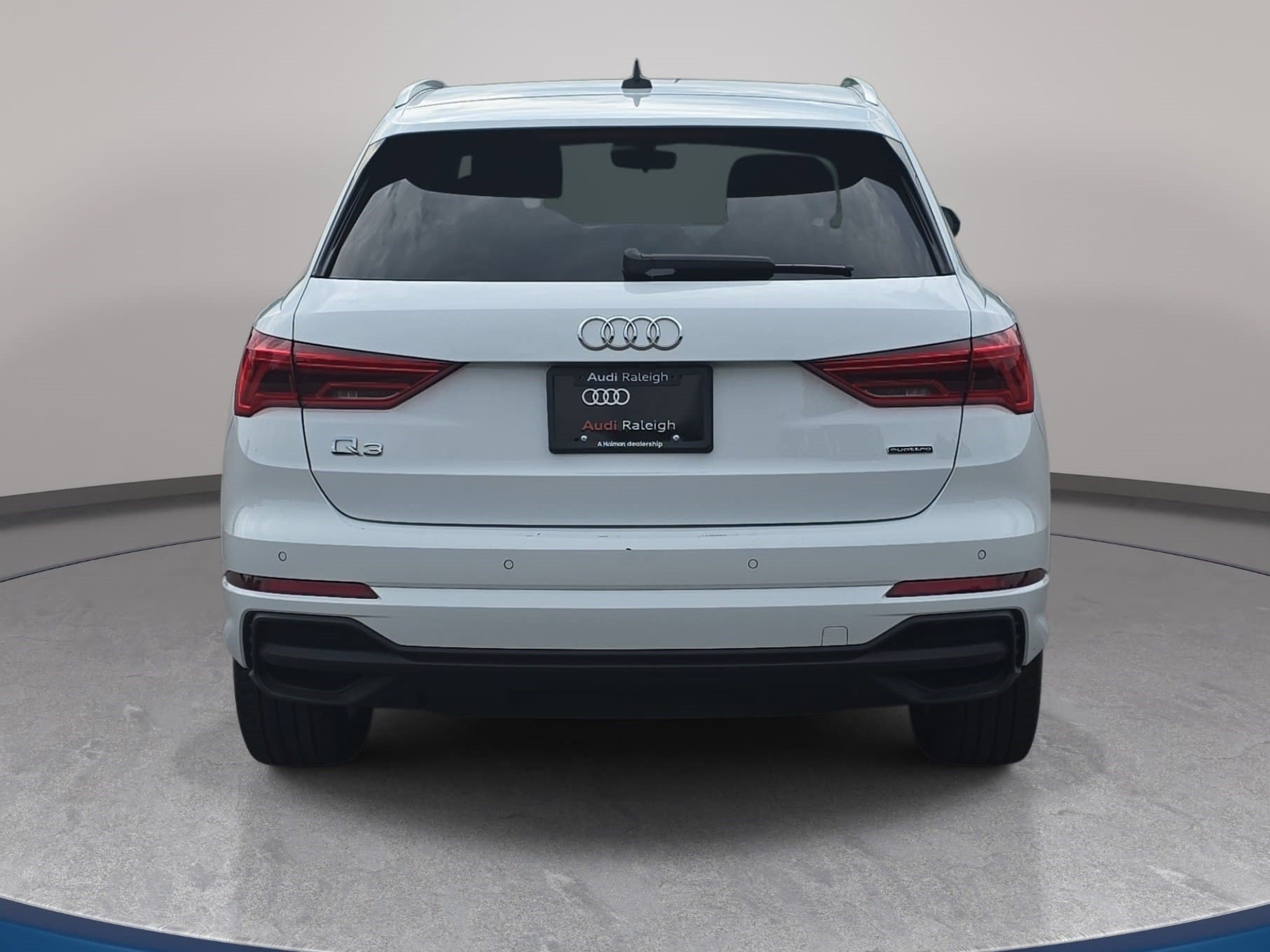 Used 2025 Audi Q3 2.0T Premium AWD/4WD image 6