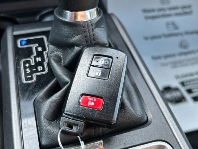 Used 2023 Toyota Tacoma TRD Off-Road w/ Advanced Technology Package image 41