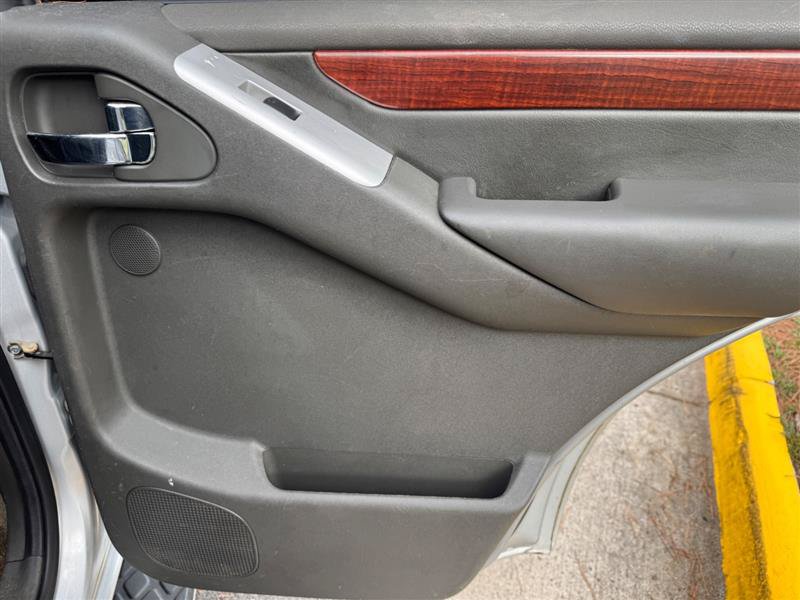 Used 2011 Nissan Pathfinder LE w/ Protection Pkg AWD/4WD image 33