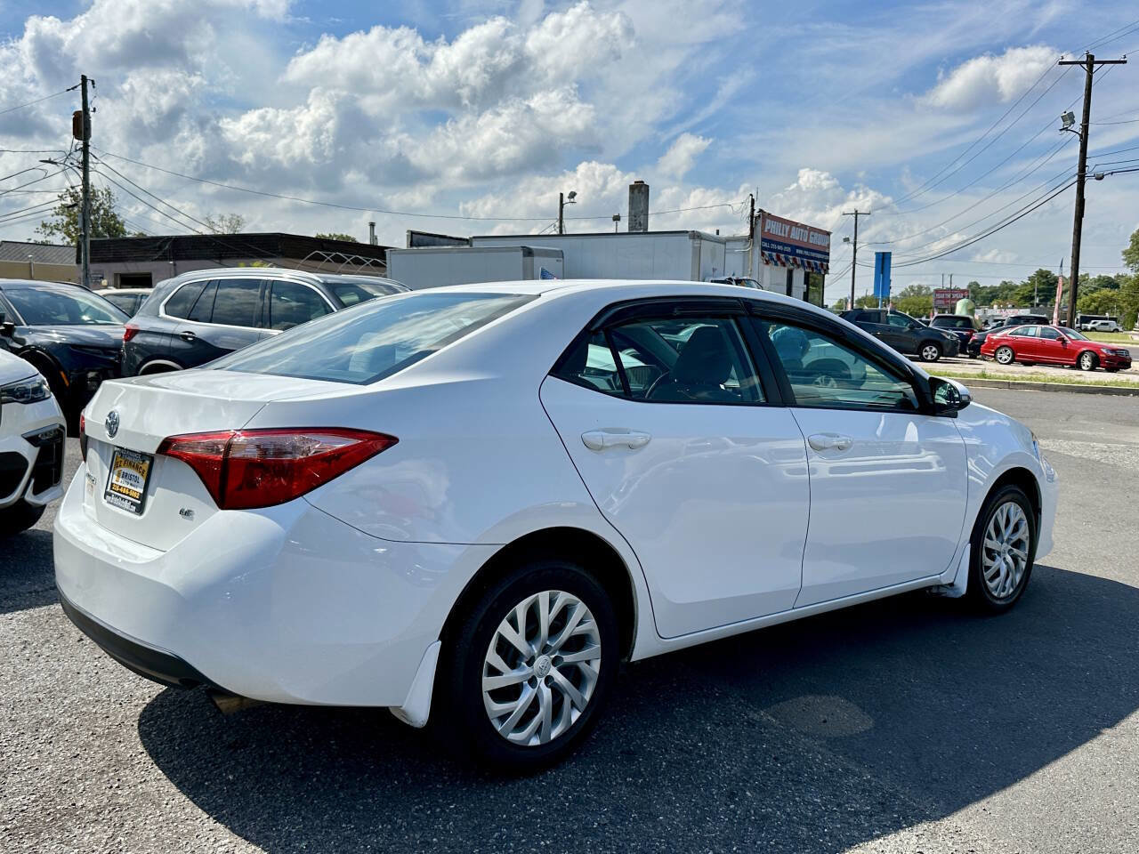 Used 2019 Toyota Corolla LE FWD image 6