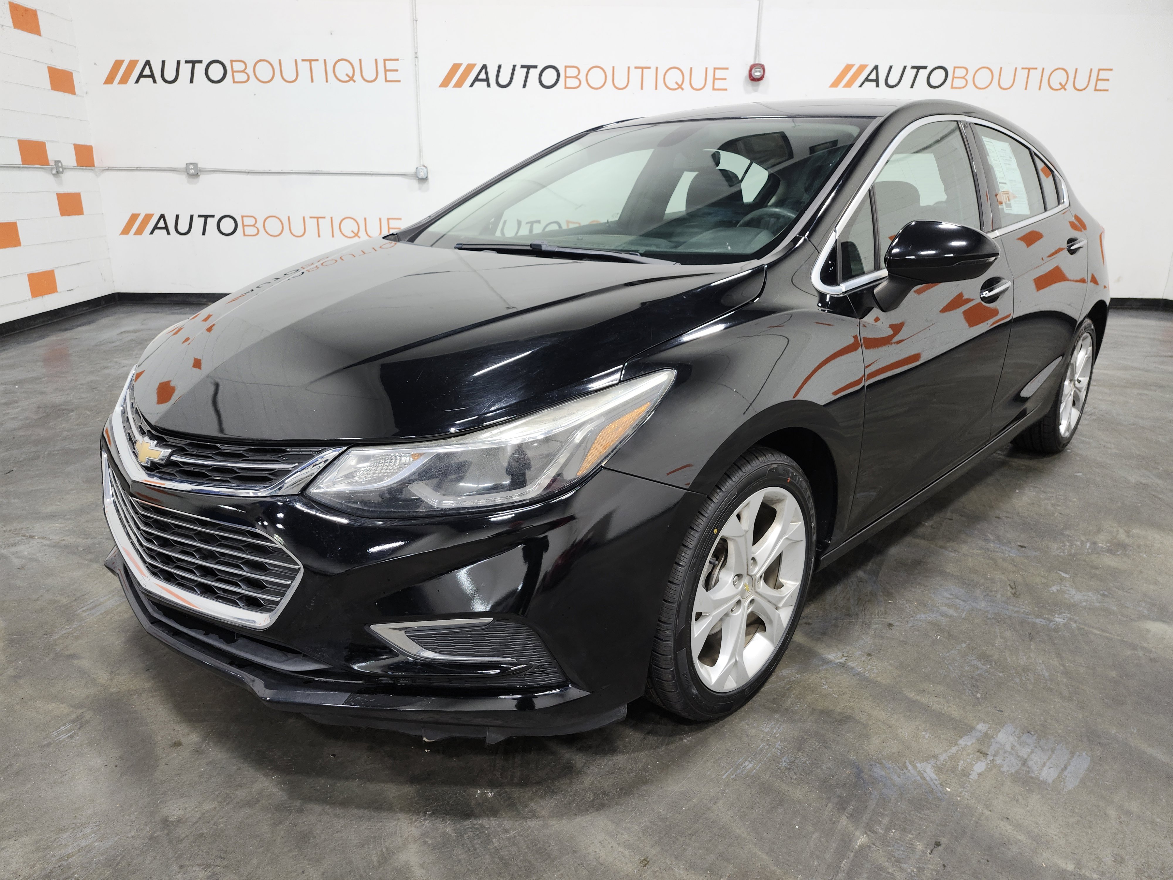 Used 2017 Chevrolet Cruze Premier image 13