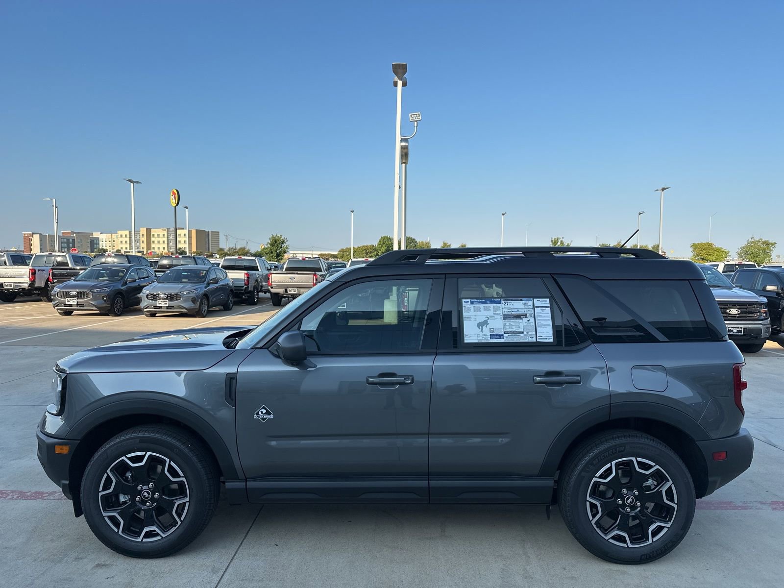 New 2025 Ford Bronco Sport Outer Banks w/ Outer Banks Tech Package+ image 8