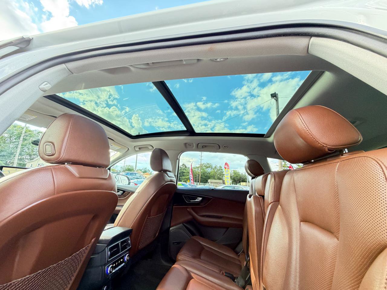 Used 2019 Audi Q7 3.0T Premium Plus w/ Premium Plus Package AWD/4WD image 28