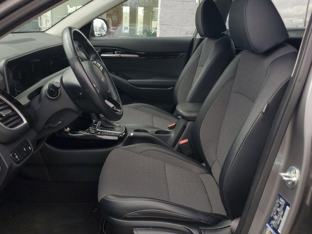 Used 2025 Kia Seltos S image 13