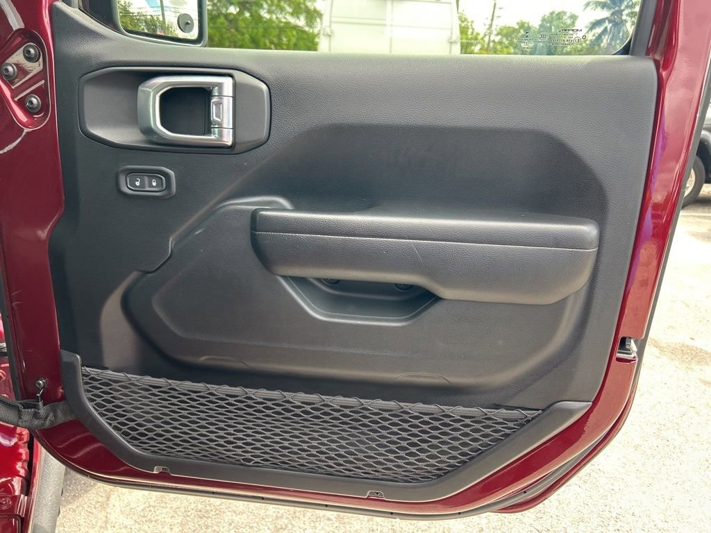 Used 2021 Jeep Wrangler Unlimited Sport image 25