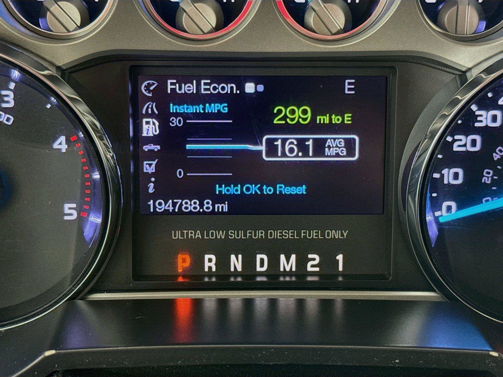 Used 2013 Ford F350 Lariat w/ Lariat Interior Pkg AWD/4WD image 11