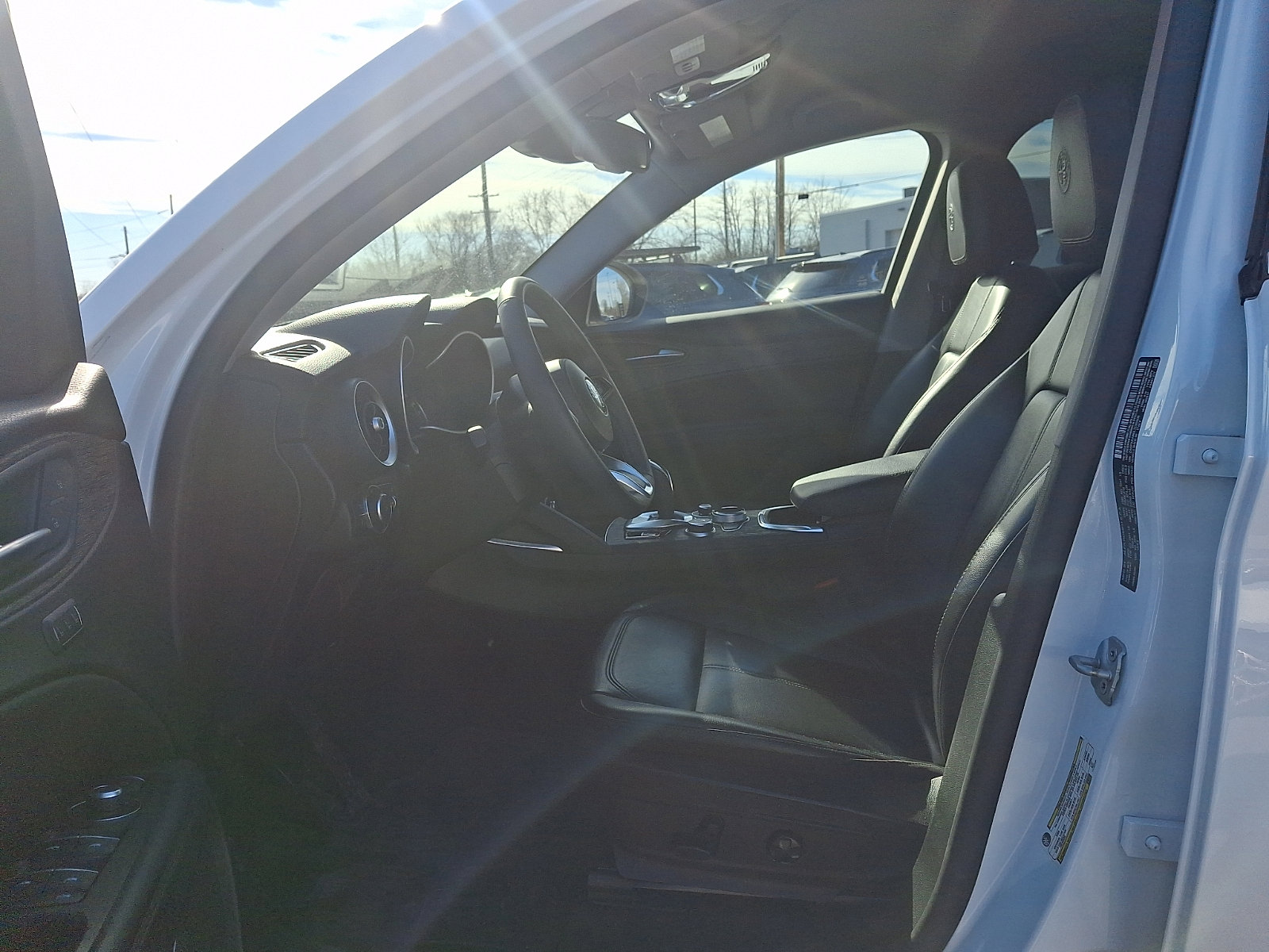 Used 2020 Alfa Romeo Stelvio AWD w/ Cold Weather Package image 13