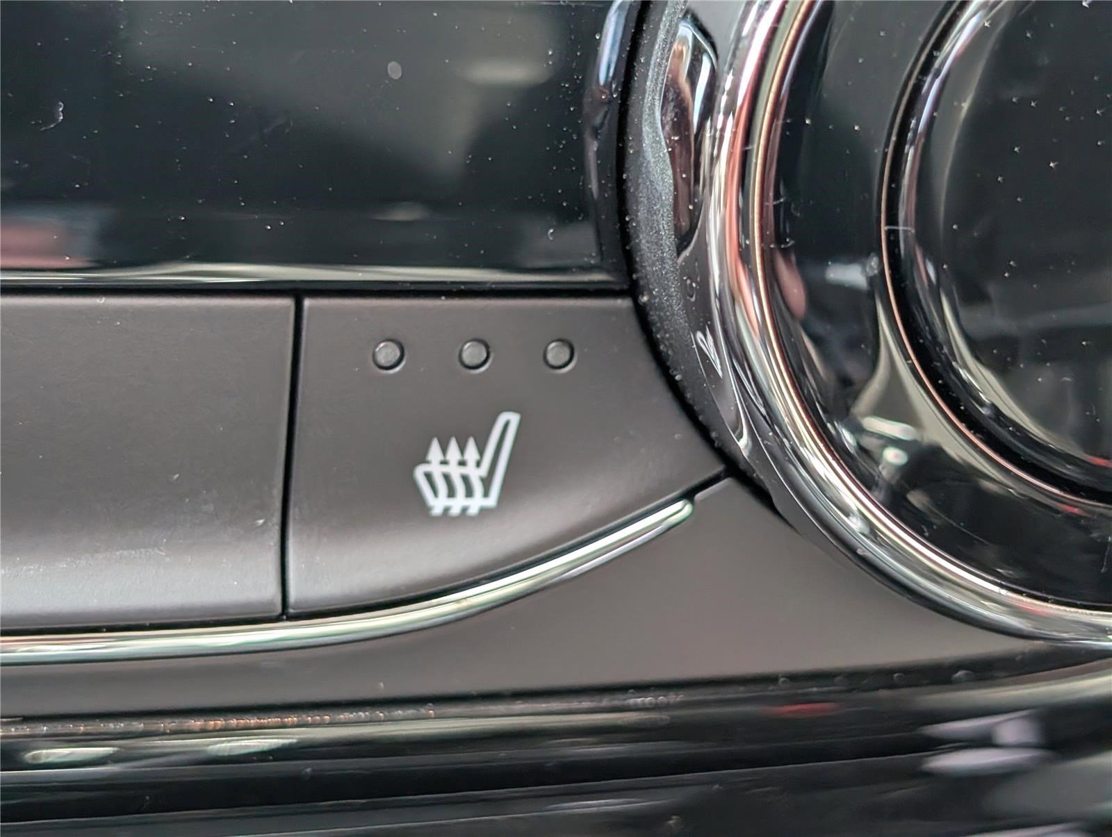 Used 2025 Chevrolet Trax LT w/ Driver Confidence Package image 22