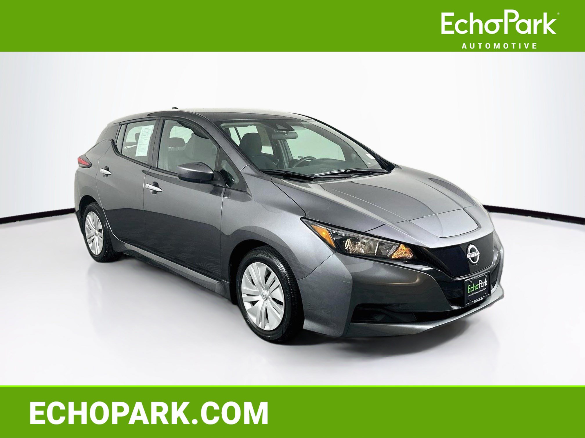 Used 2025 Nissan Leaf S FWD image 1