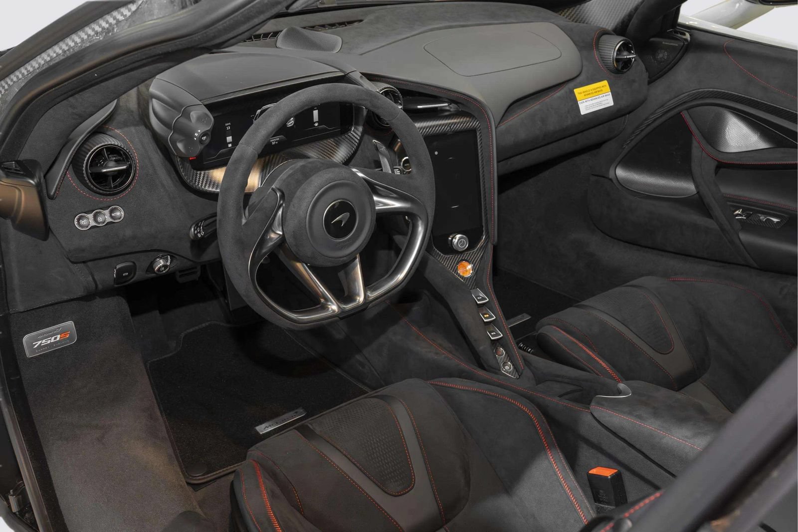 New 2027 McLaren 750S RWD image 23