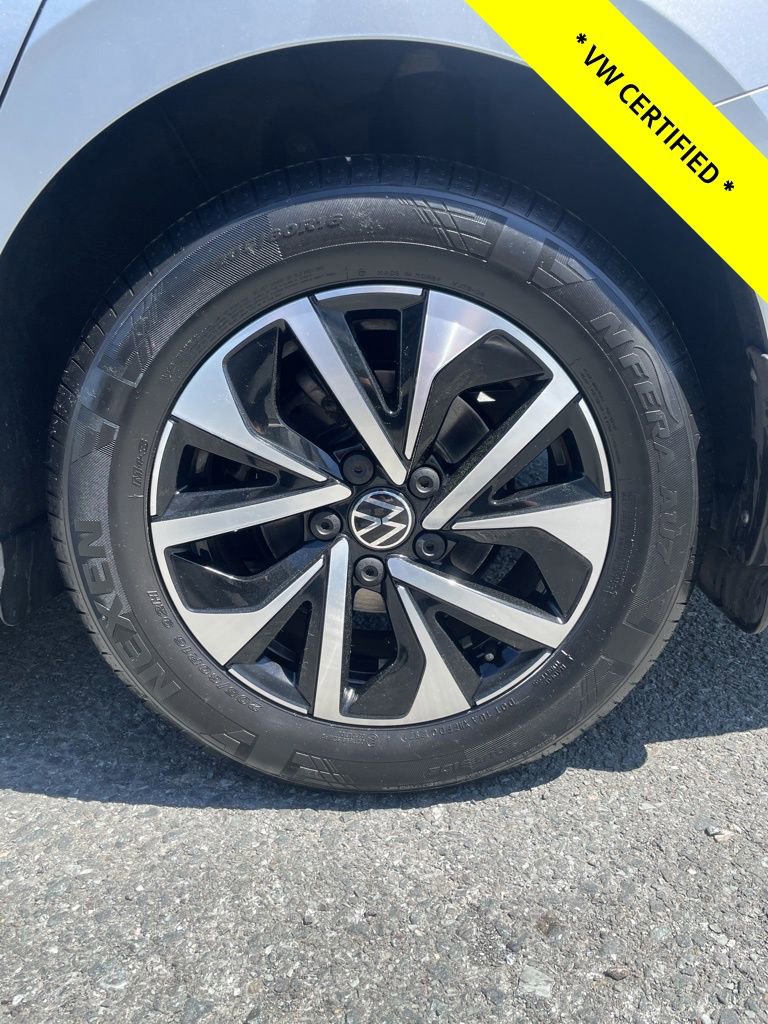 Certified 2022 Volkswagen Jetta S FWD image 11