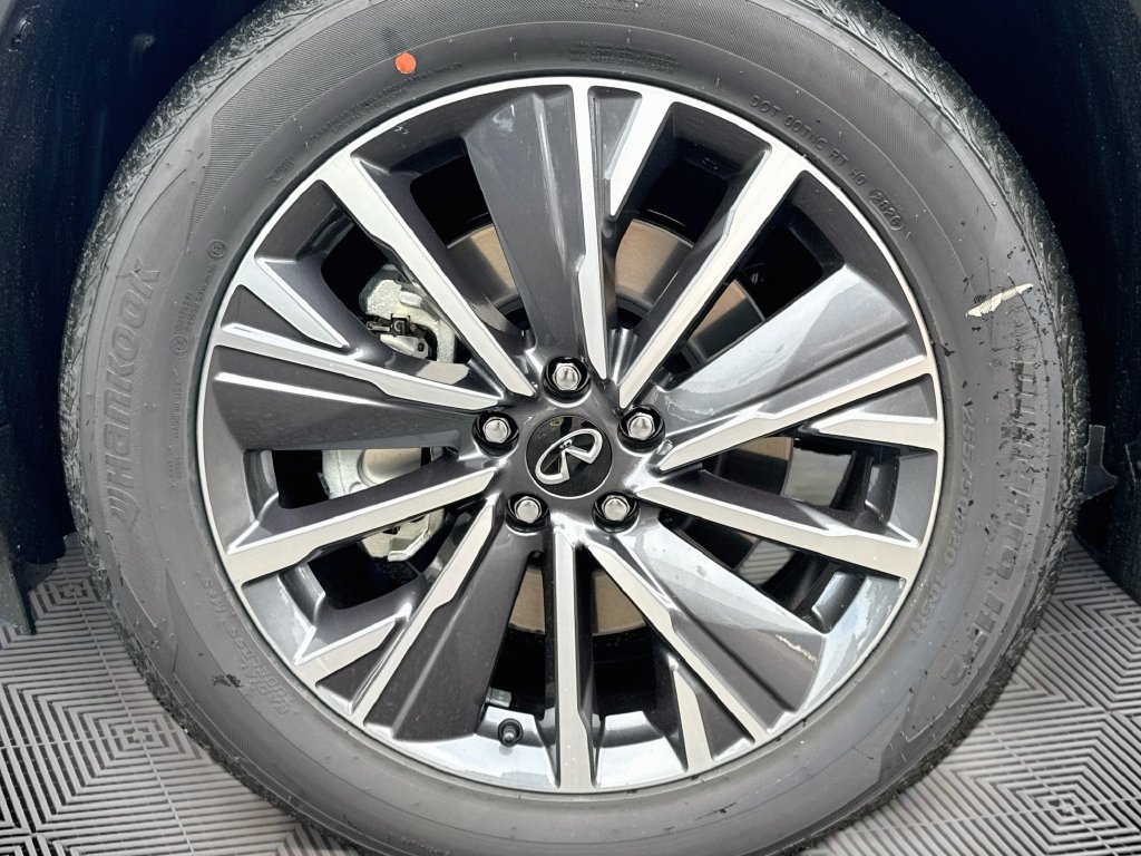 Used 2027 INFINITI QX60 Luxe w/ Cargo Package FWD image 34