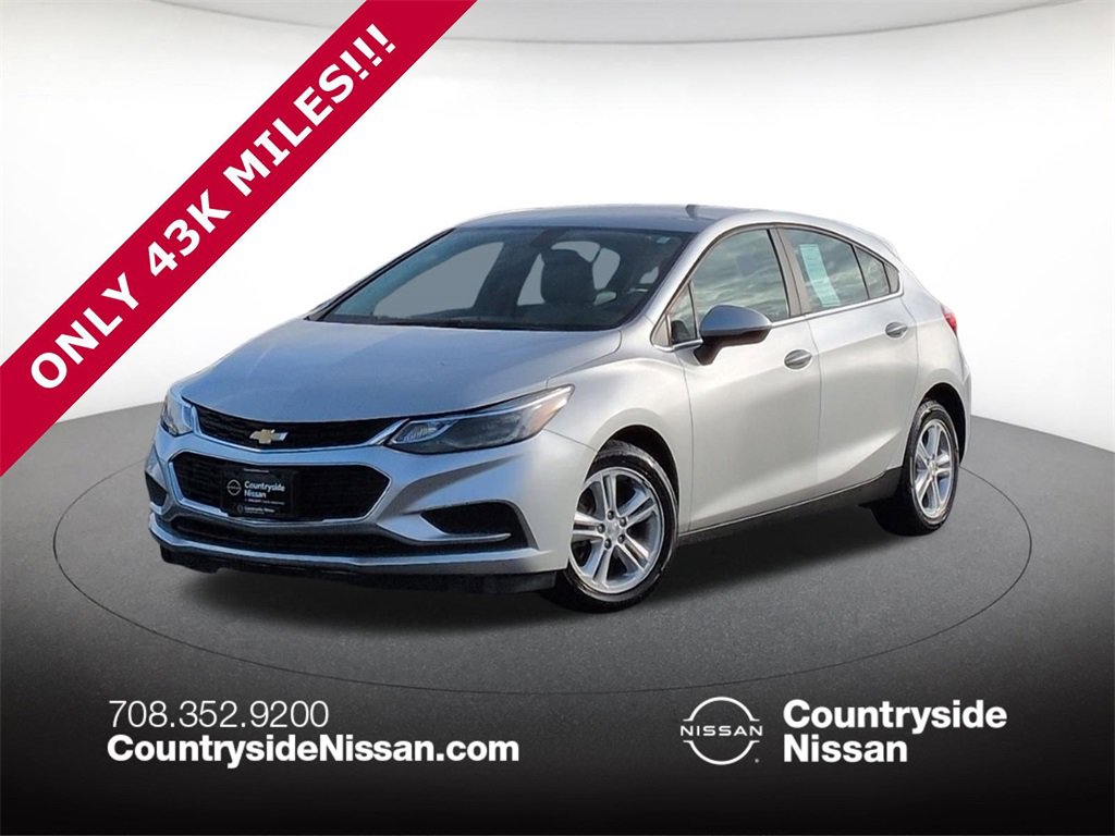 Used 2018 Chevrolet Cruze LT w/ Convenience Package image 1
