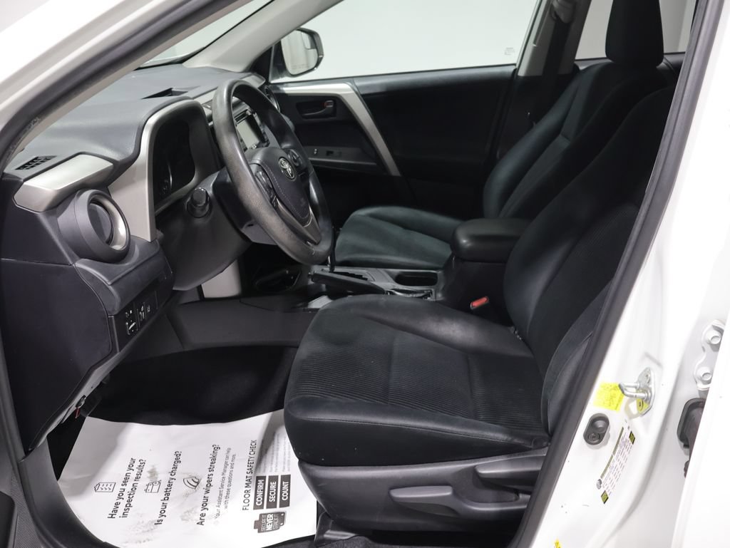 Used 2017 Toyota RAV4 LE w/ Carpet Mat Package FWD image 10