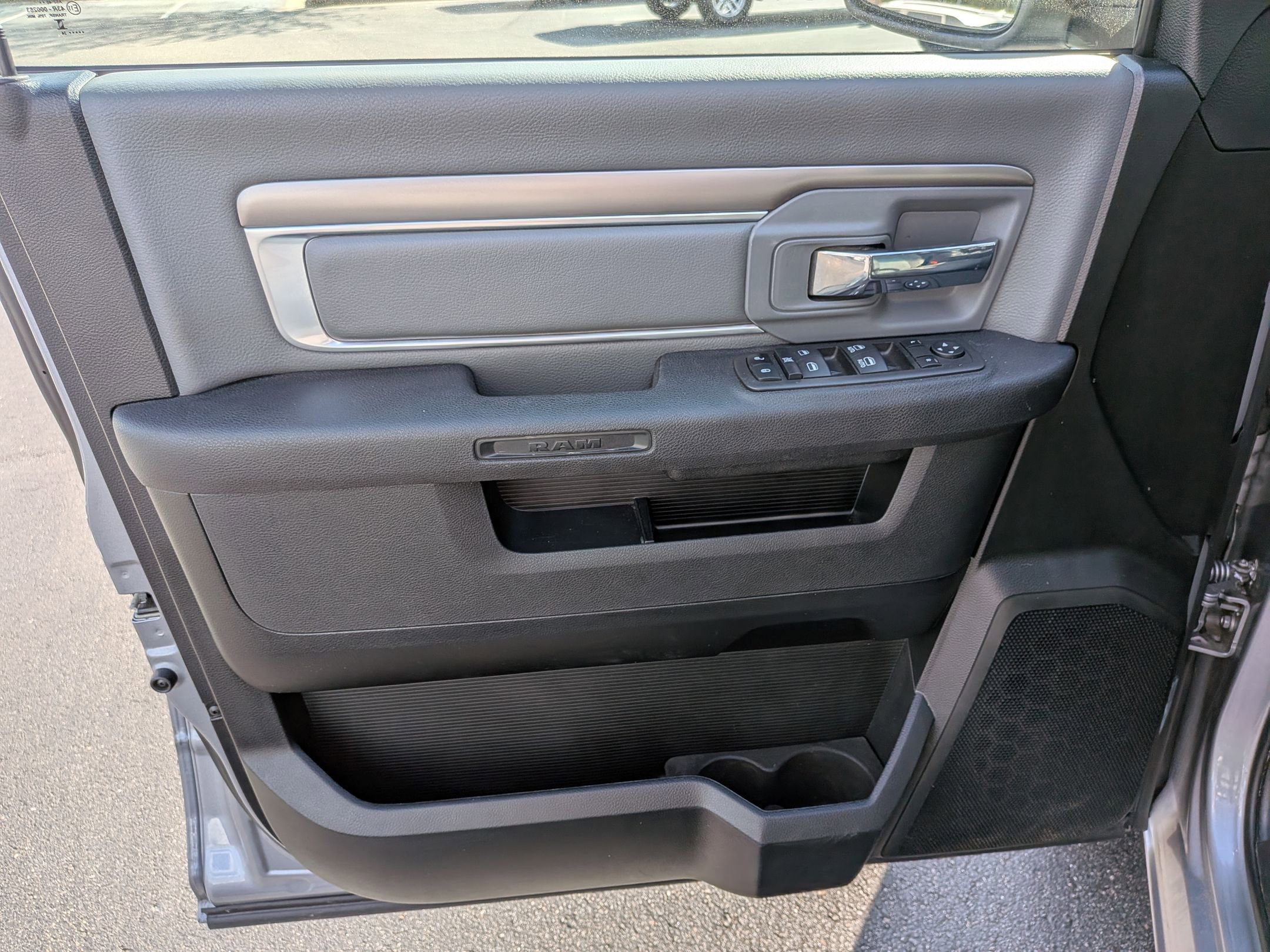 Used 2024 RAM 1500 Classic SLT RWD image 11