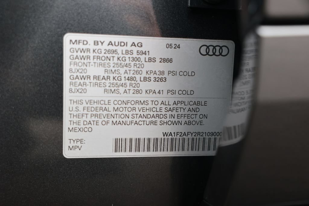 Used 2024 Audi Q5 e Prestige w/ Prestige Package AWD/4WD image 41
