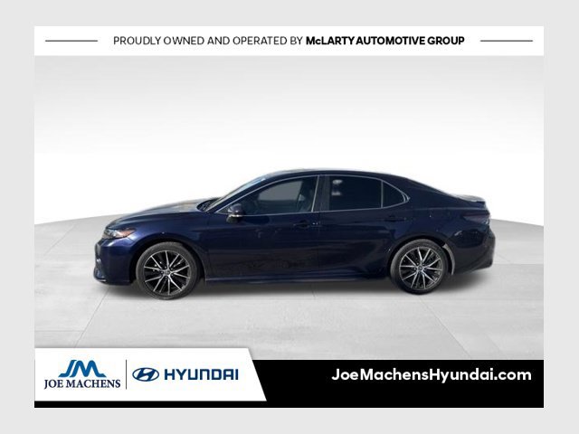 Used 2022 Toyota Camry SE