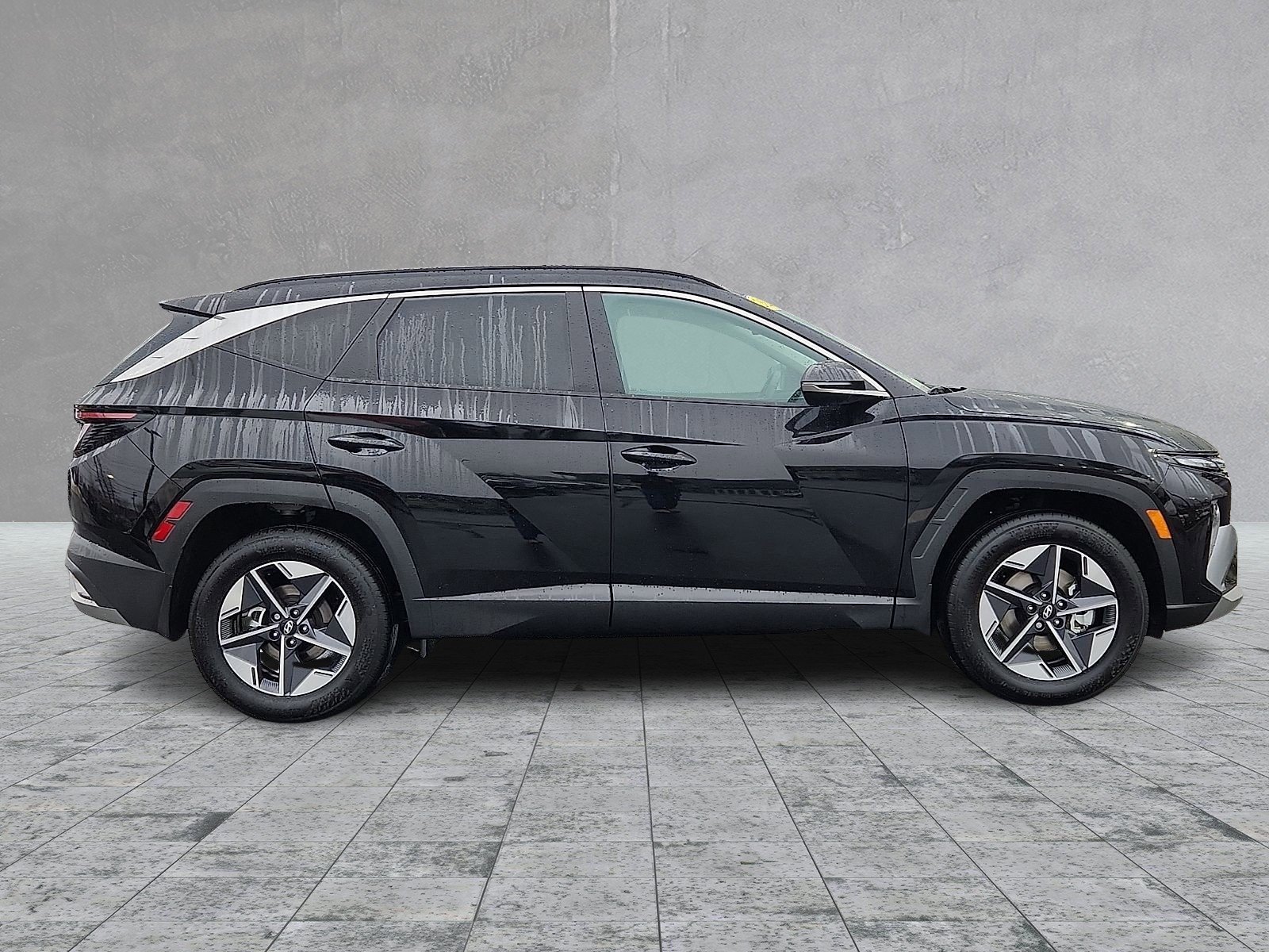 Certified 2025 Hyundai Tucson SEL image 11