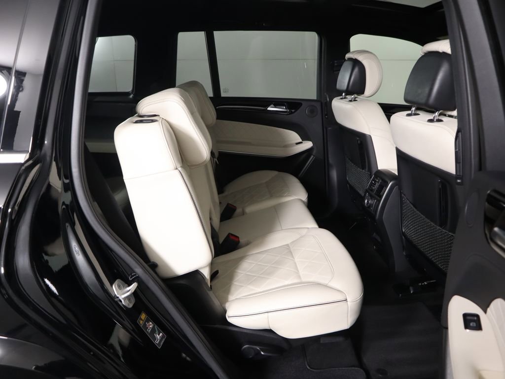 Used 2017 Mercedes-Benz GLS 550 4MATIC image 22