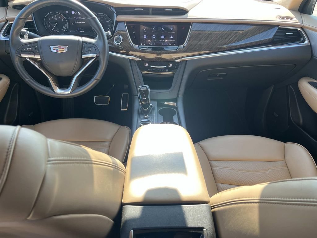 Certified 2024 Cadillac XT6 Sport w/ Platinum Package AWD/4WD image 12