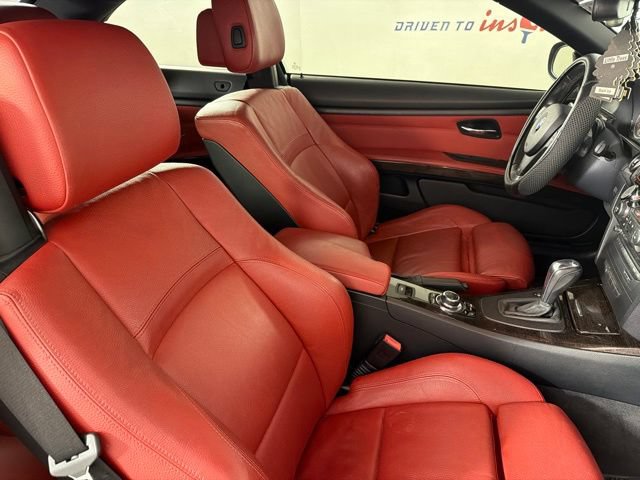 Used 2013 BMW 335i Convertible RWD image 28
