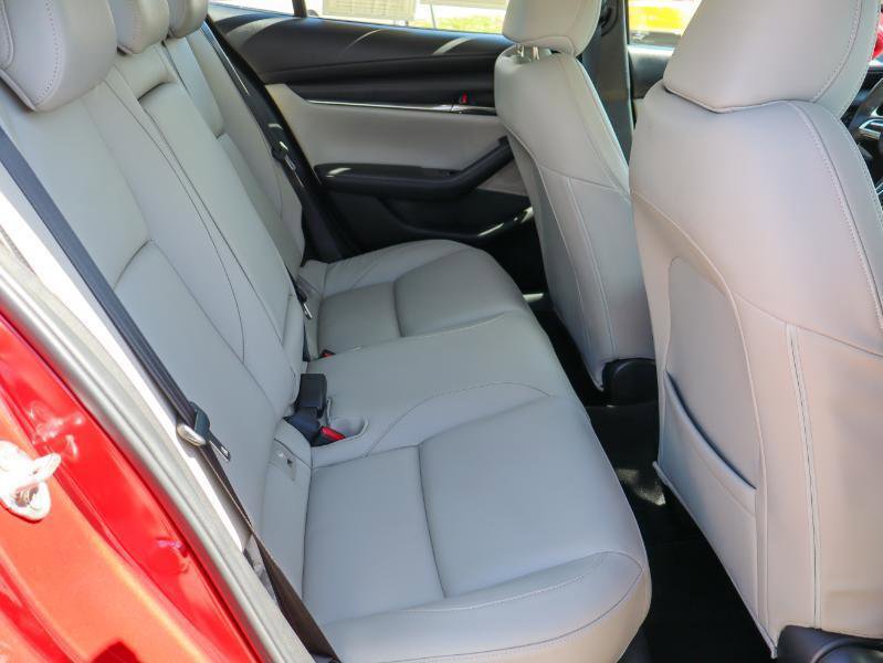 Used 2021 MAZDA MAZDA3 s image 12