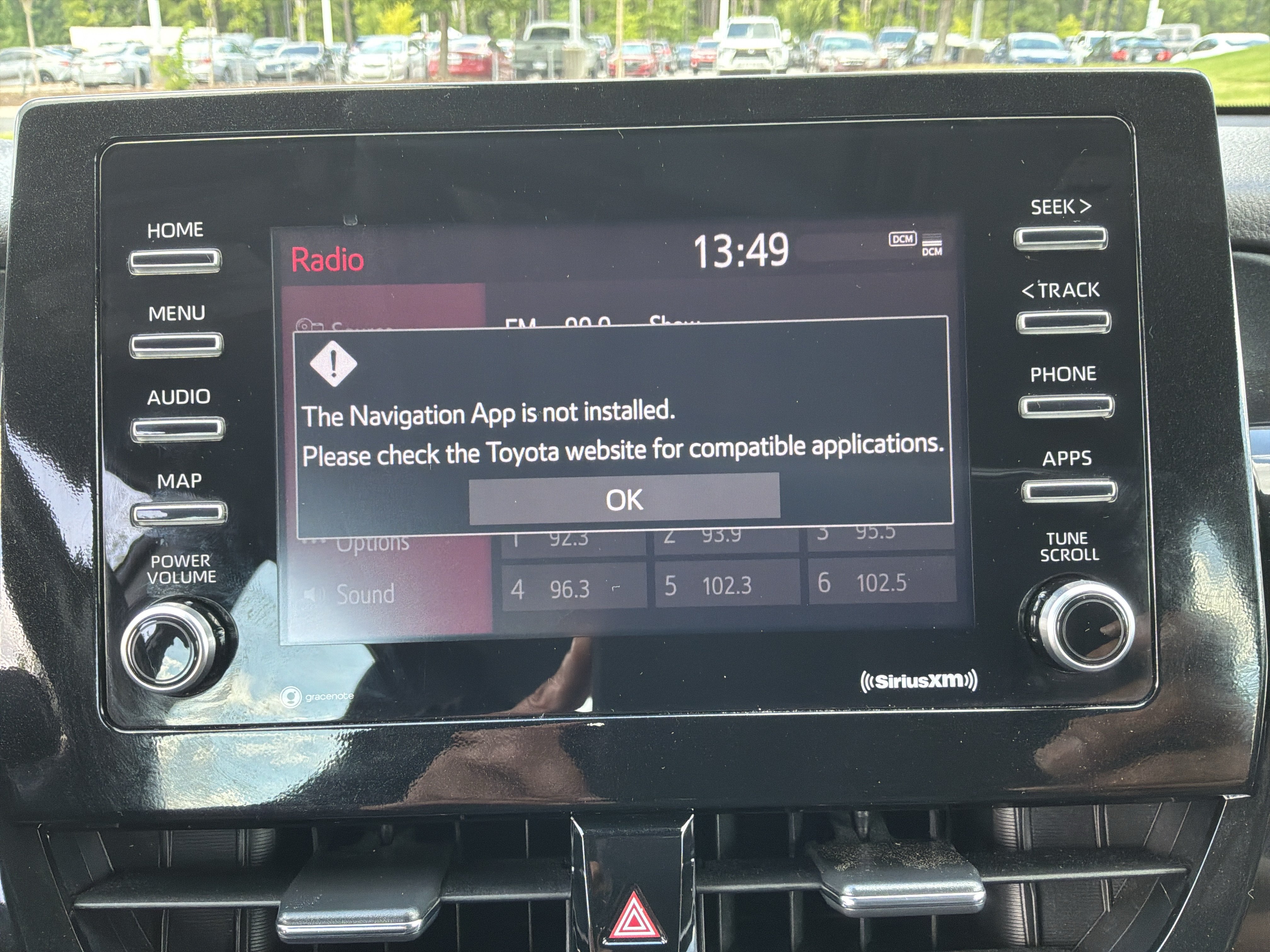 Used 2022 Toyota Camry SE FWD image 24