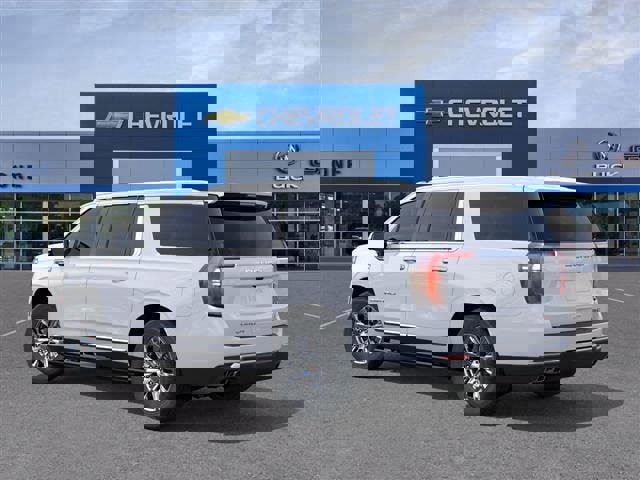 New 2026 GMC Yukon XL Denali w/ Sun & Power Step Package image 3